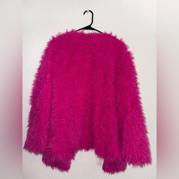 SHEIN Fuchsia Faux Fur Jacket - Picture 4 of 4